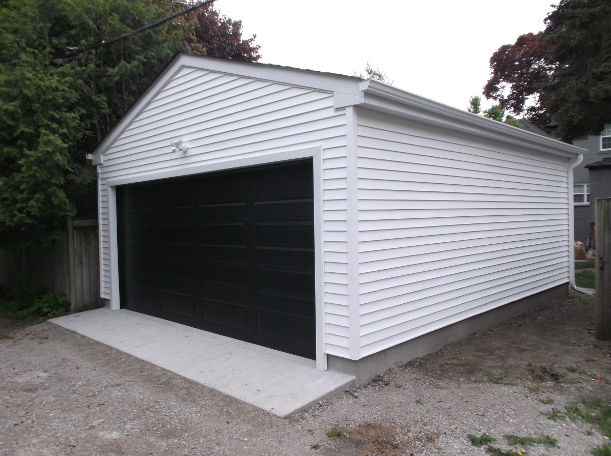Brentwood Contracting Garage Wayland Ave